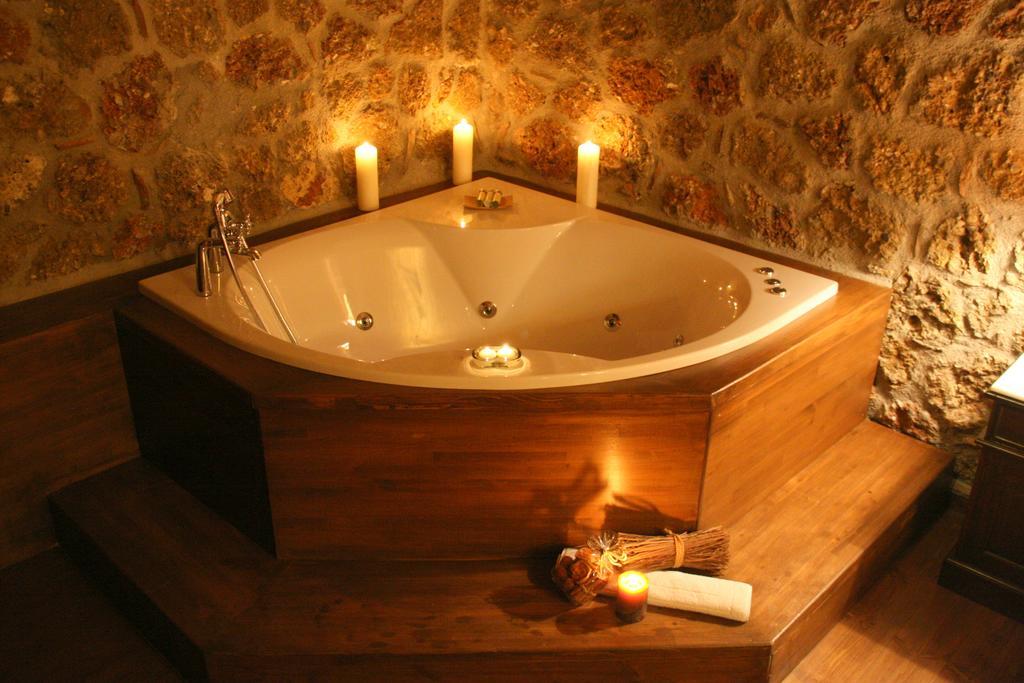 Nymfes Guesthouse Synikia Mesi Trikalon Quarto foto